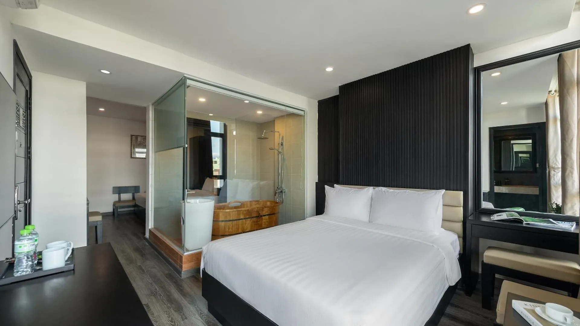 Alcove Da Nang Bay Boutique Hotel