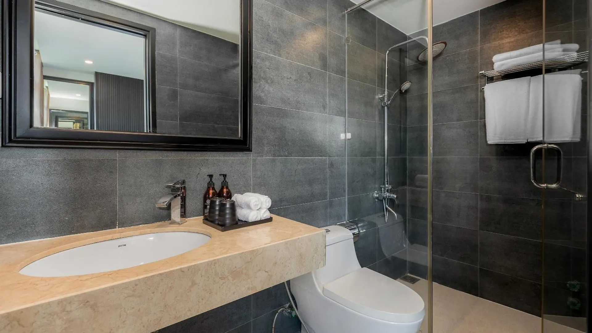 Alcove Da Nang Bay Boutique Hotel 3*,  Vietnam