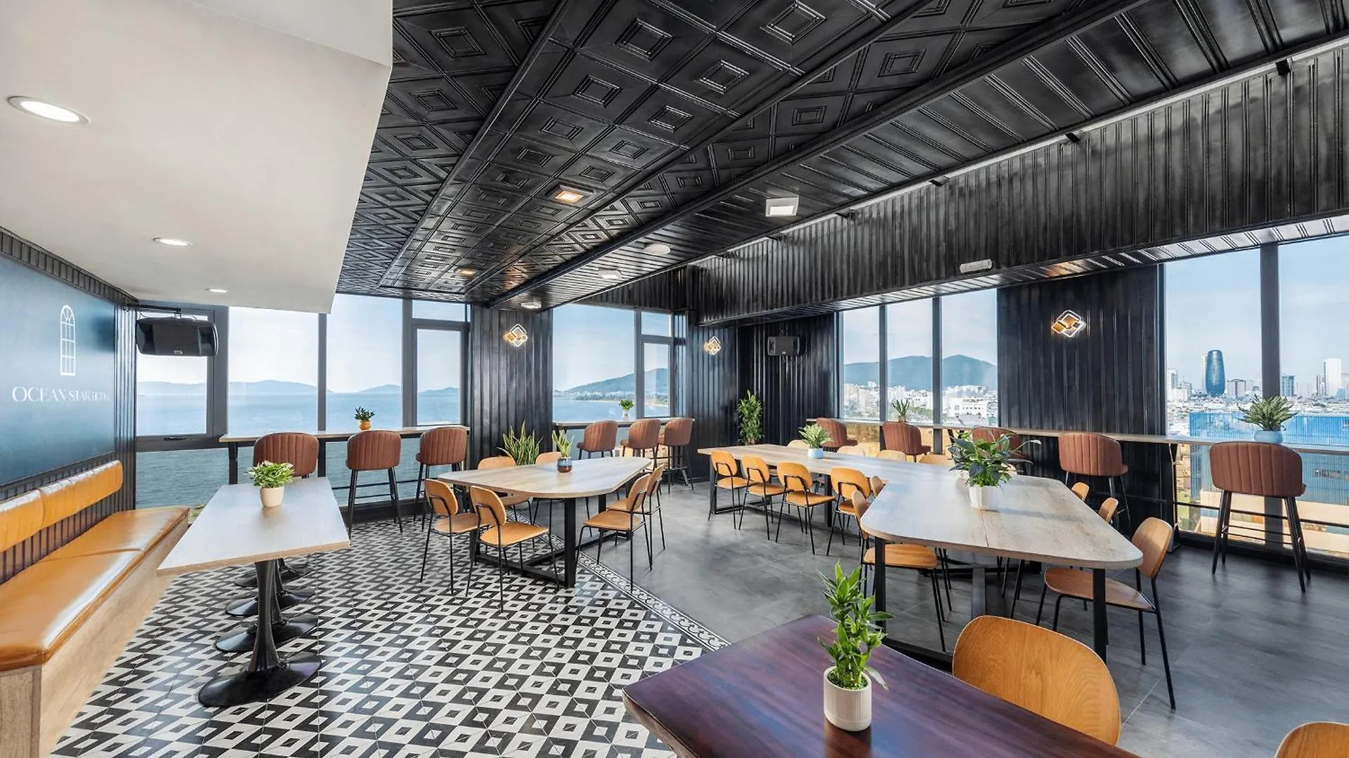 Alcove Da Nang Bay Boutique Hotel