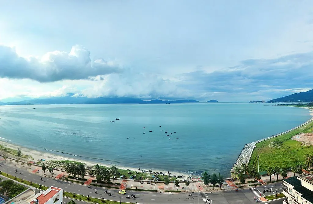 Alcove Da Nang Bay Boutique Hotel 3*,