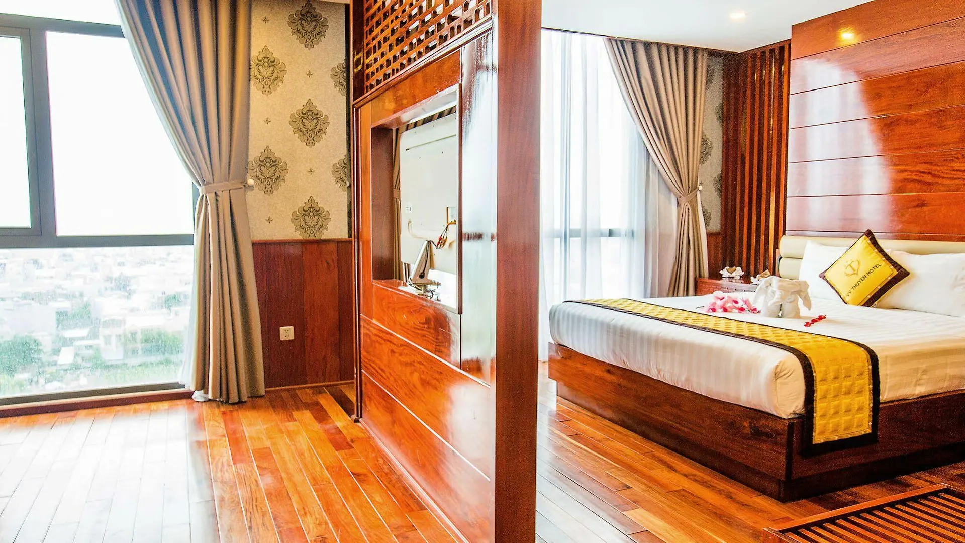 Alcove Da Nang Bay Boutique Hotel